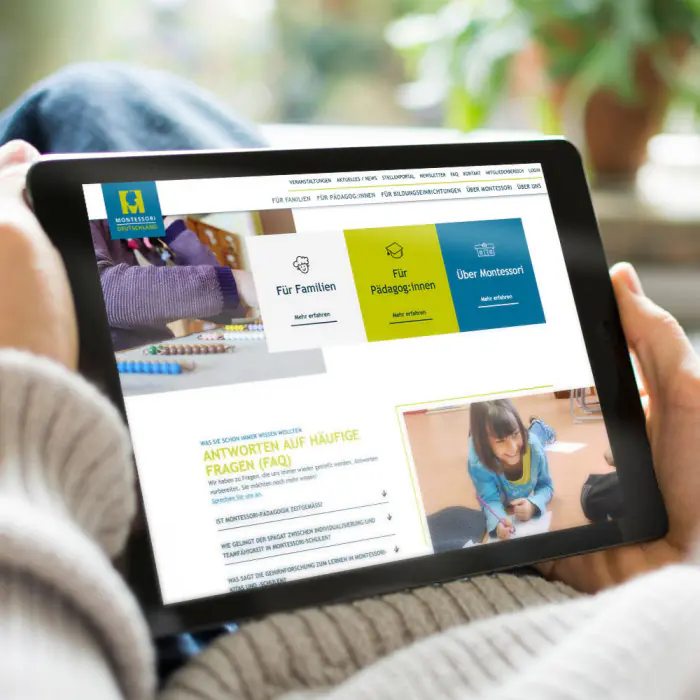 brandcom referenz schule montessori deutschland website tablet